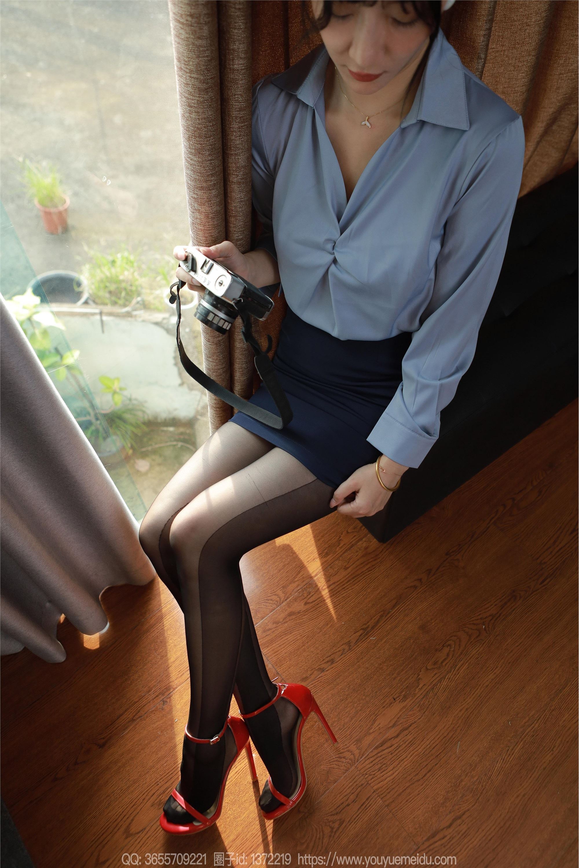 IESS异思趣向  2024.08.20 丝享家 1825 秋秋《美女记者》